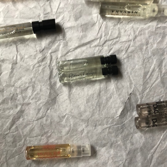 Collection of sample perfumes - Picture 3 of 6